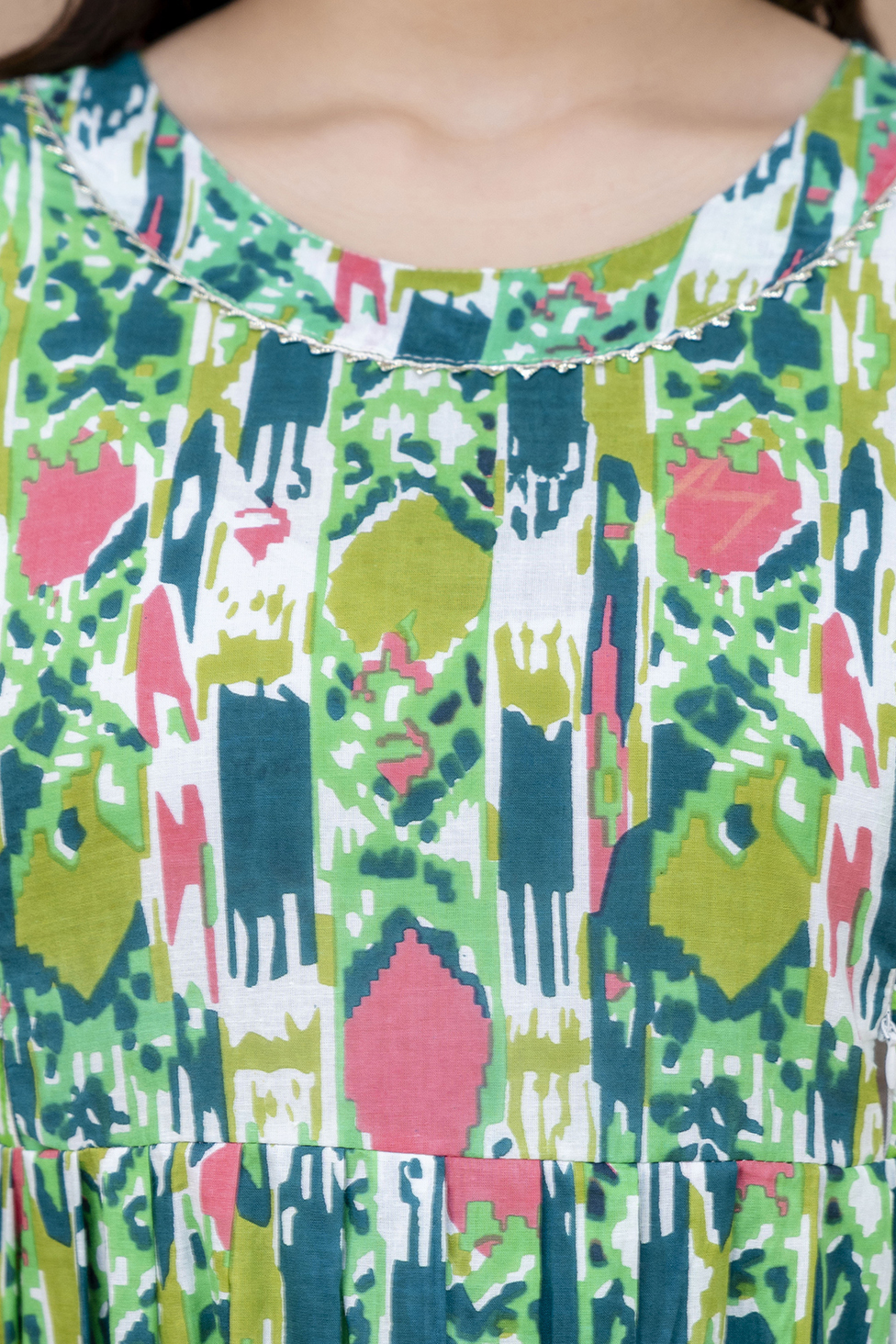 women green printed maternity & feeding knee length dress with hidden zip women green printed maternity & feeding knee length dress with hidden zip